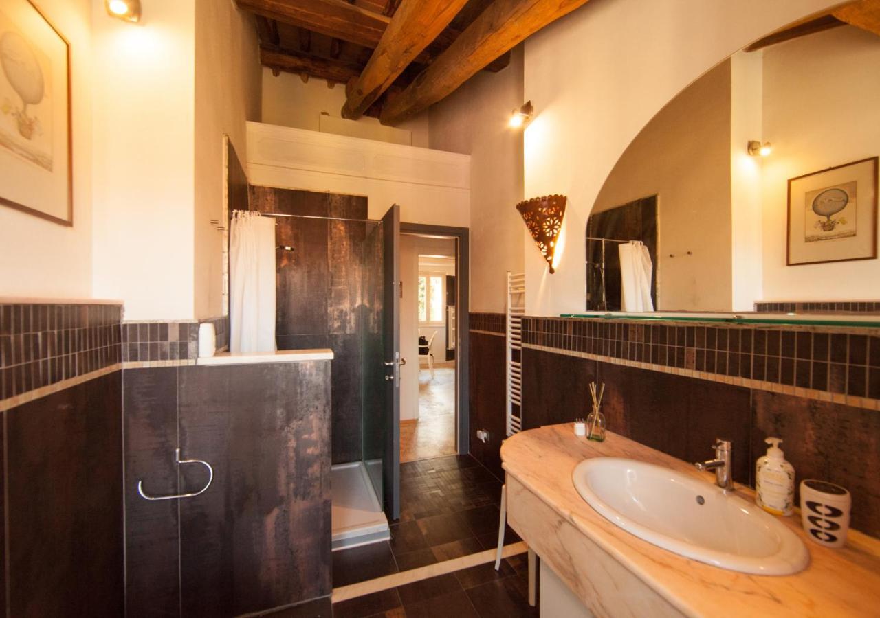 Appartement Pollock Attic In Historic City Center à Lucques Extérieur photo