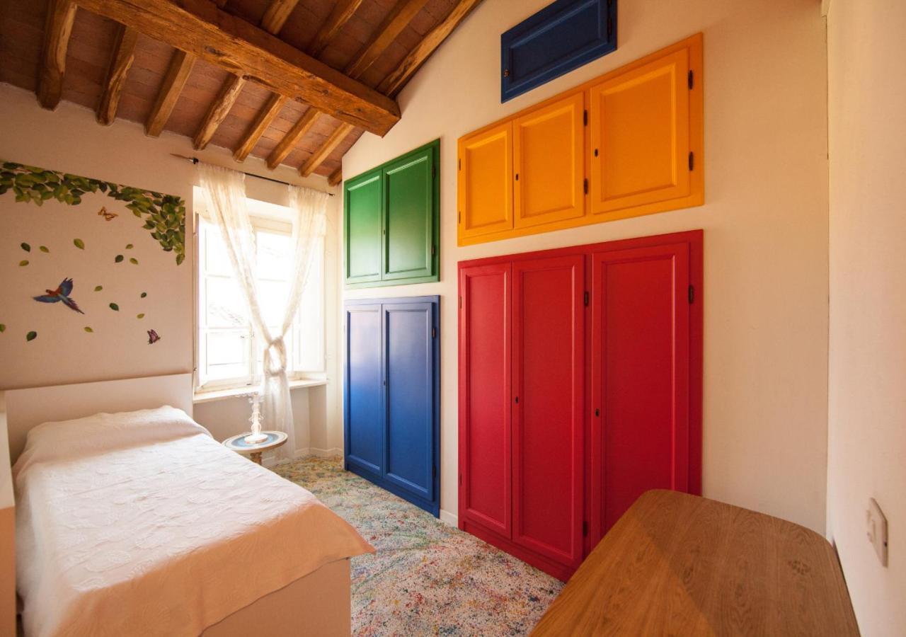 Appartement Pollock Attic In Historic City Center à Lucques Extérieur photo